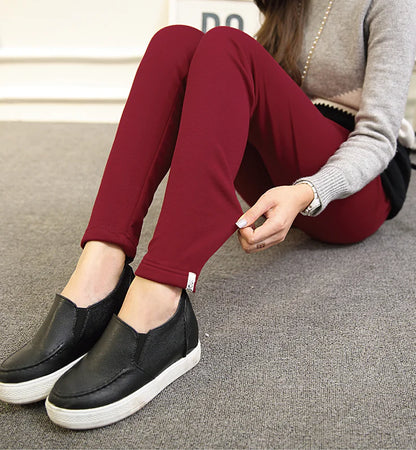 Aura13 Thickened Maternity Leggings – Warm Cotton Plush Stretch Pants for Autumn & Winter Comfort