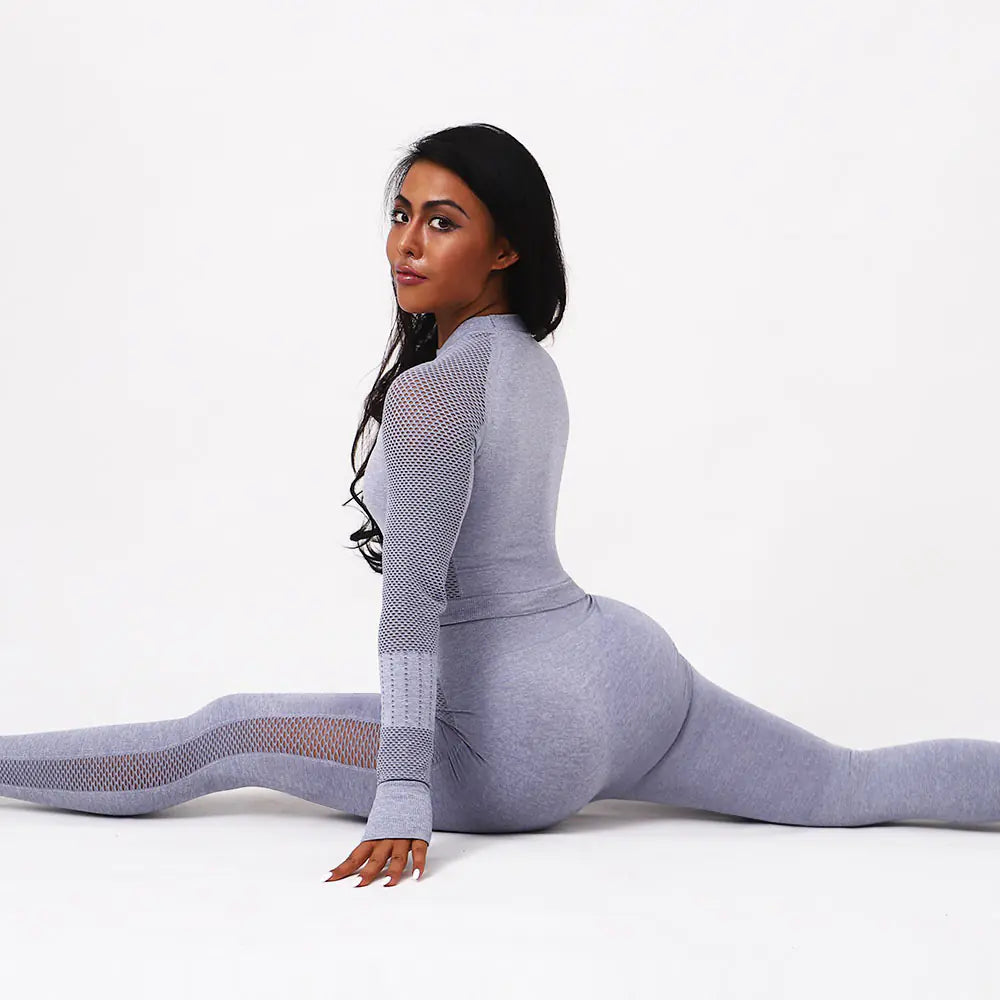 Aura13 Seamless Long Sleeve Yoga Set – High Waist Leggings & Round Neck Top for Effortless Performance