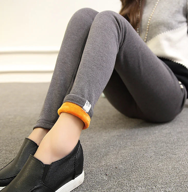 Aura13 Thickened Maternity Leggings – Warm Cotton Plush Stretch Pants for Autumn & Winter Comfort