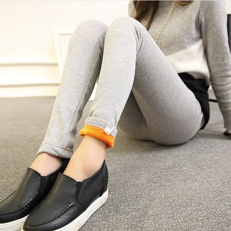 Aura13 Thickened Maternity Leggings – Warm Cotton Plush Stretch Pants for Autumn & Winter Comfort