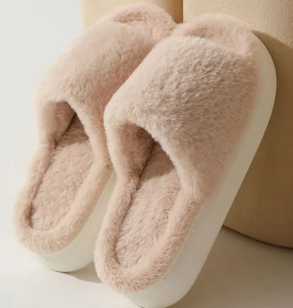 Aura13 Women’s Cozy Fluffy Winter Slippers – Faux Fur Indoor Slides for Warmth & Style