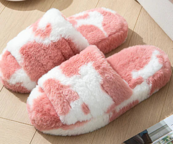 Aura13 Women’s Cozy Fluffy Winter Slippers – Faux Fur Indoor Slides for Warmth & Style